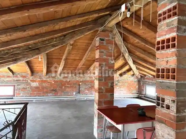 Rustico - Casale in vendita a Brugnera