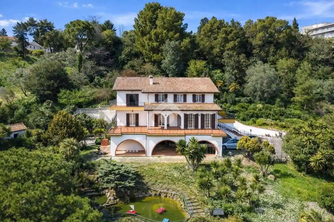 Villa in vendita a Giulianova