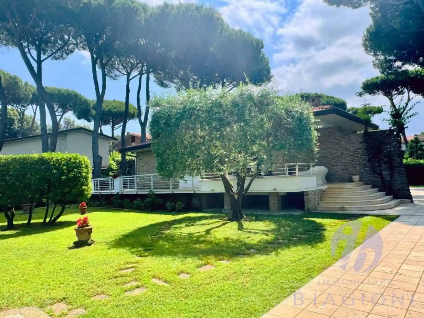 Villa in vendita a Camaiore