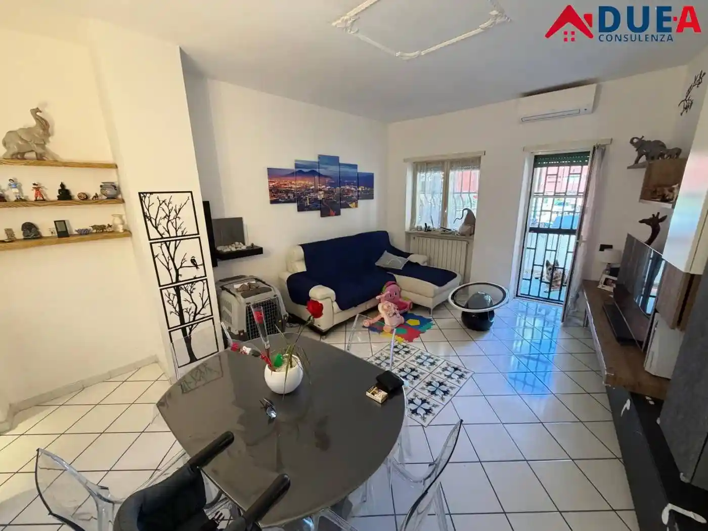 Appartamento in vendita a Napoli