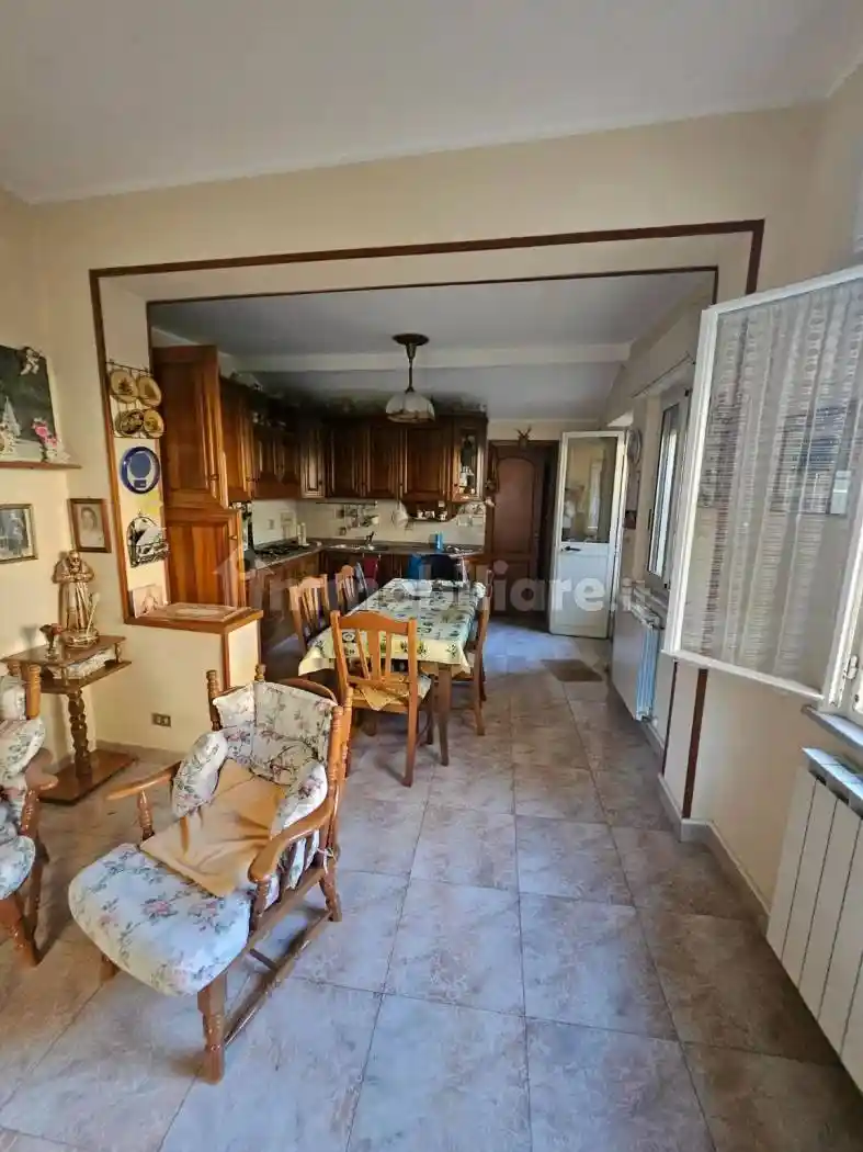 Casa indipendente in affitto a Reggio Calabria