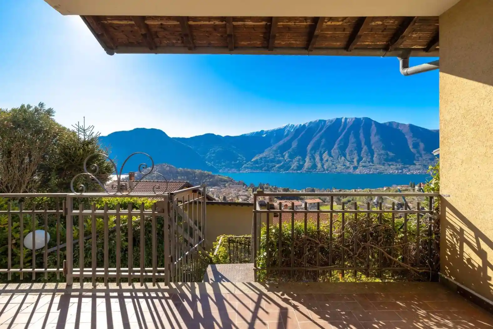 Appartamento in vendita a Tremezzina