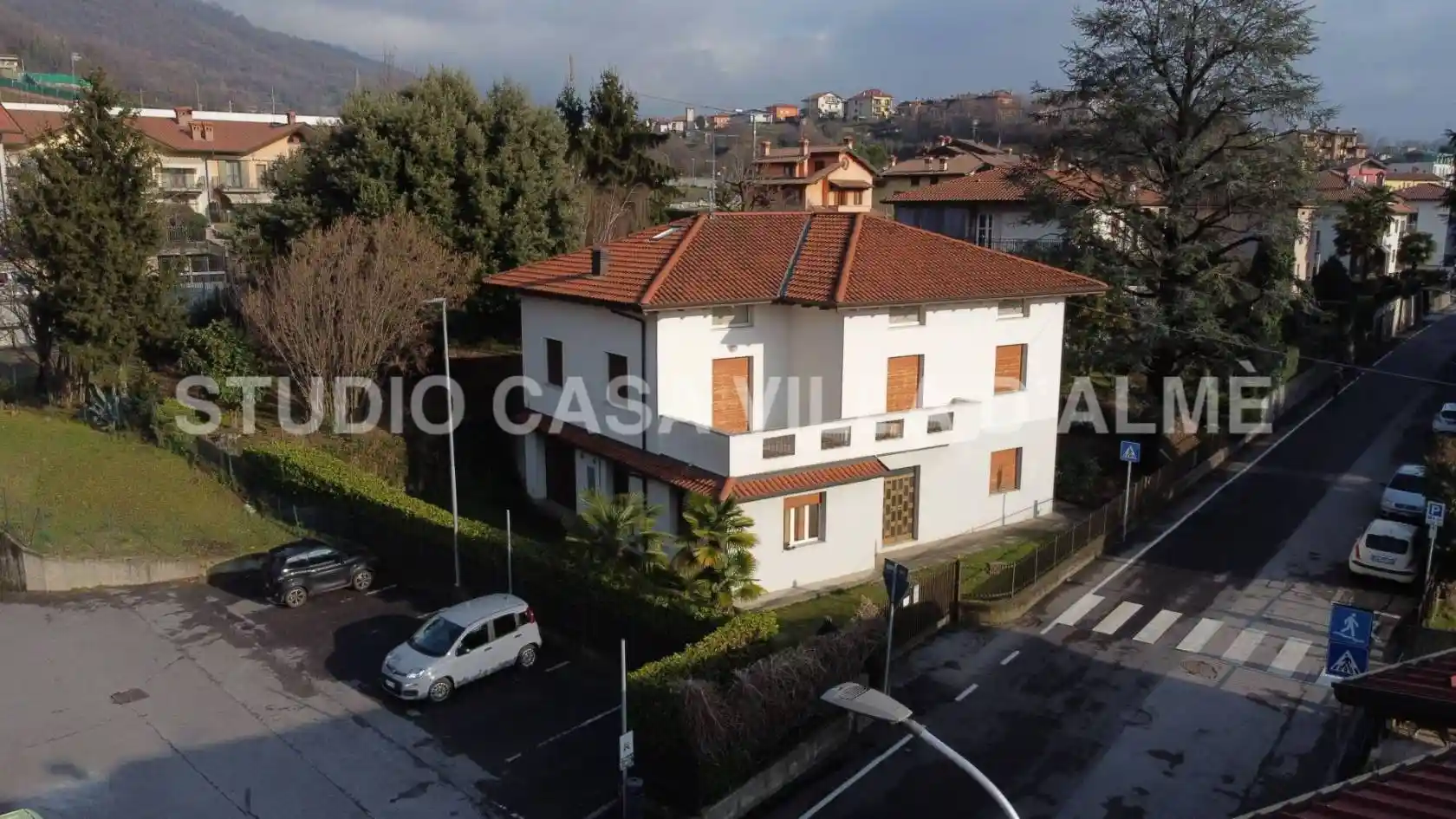 Villa in vendita a Almè