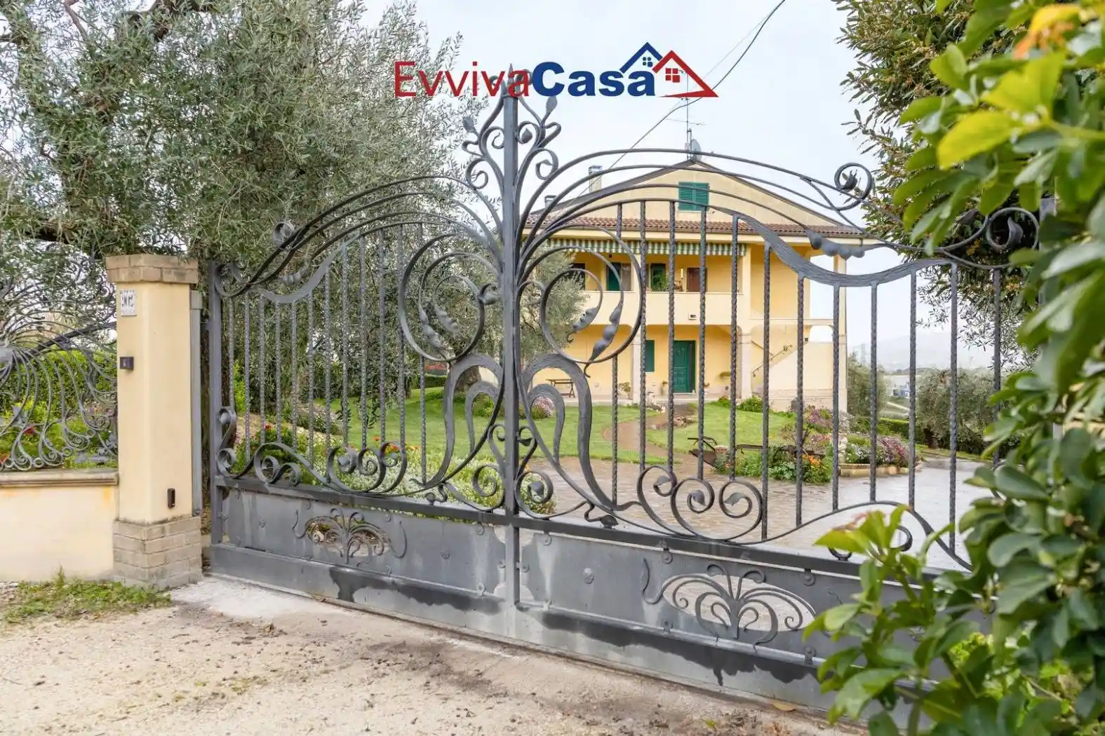 Villa in vendita a Sant'Elpidio a Mare