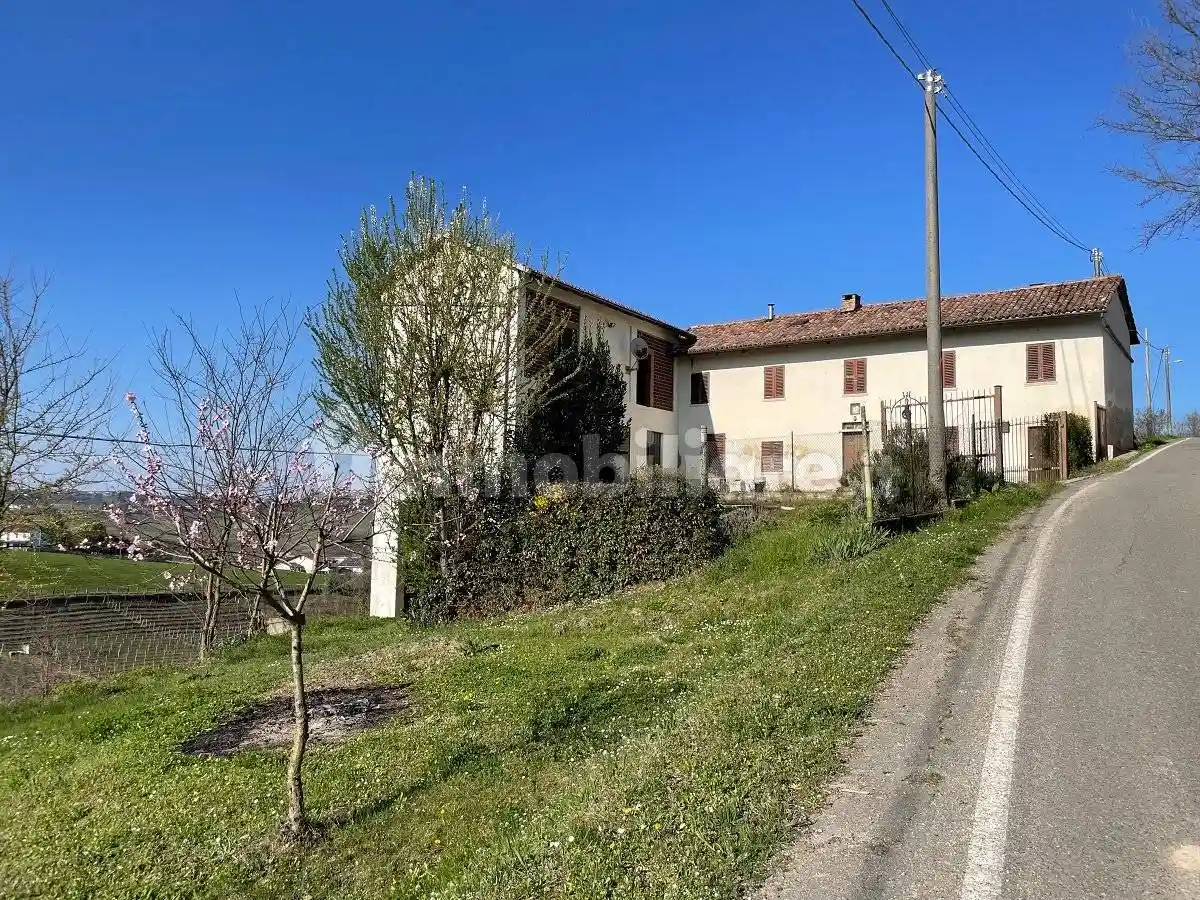 Rustico - Casale in vendita a Montegrosso d'Asti