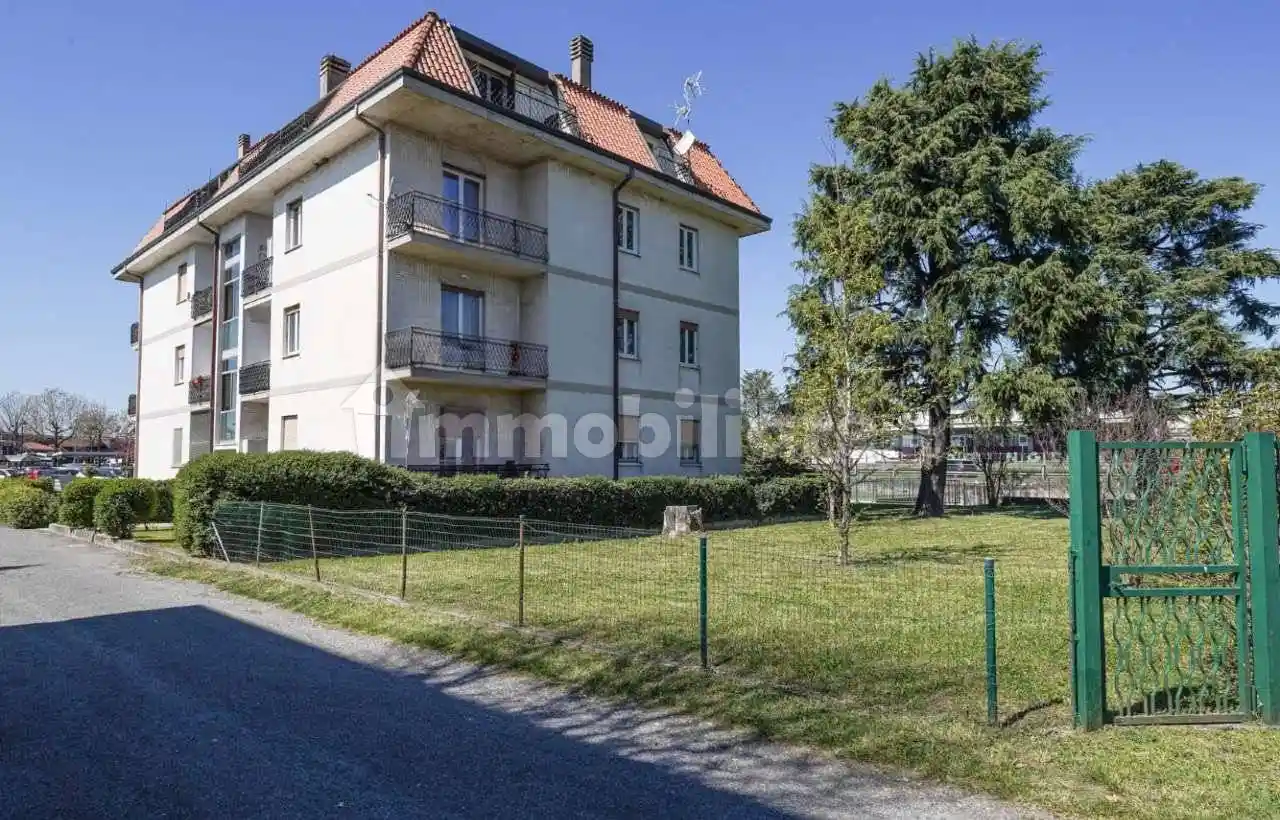 Appartamento in vendita a Brembate