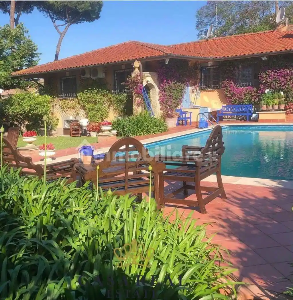 Villa in vendita a Roma
