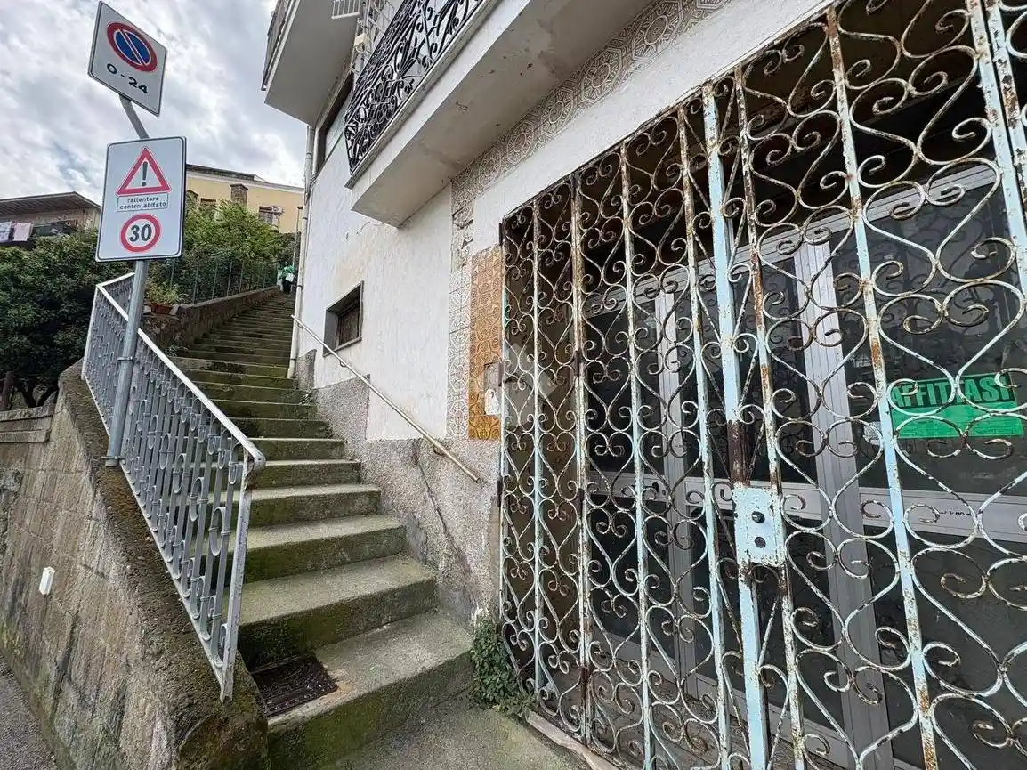 Appartamento in vendita a Vico Equense