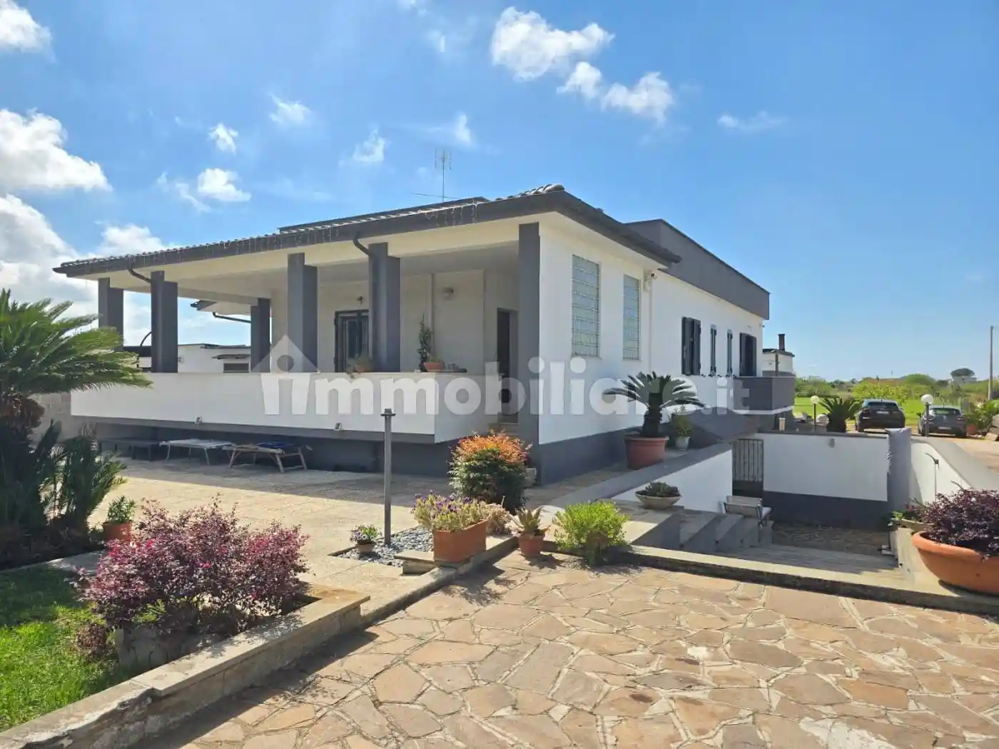 Villa in vendita a Nettuno