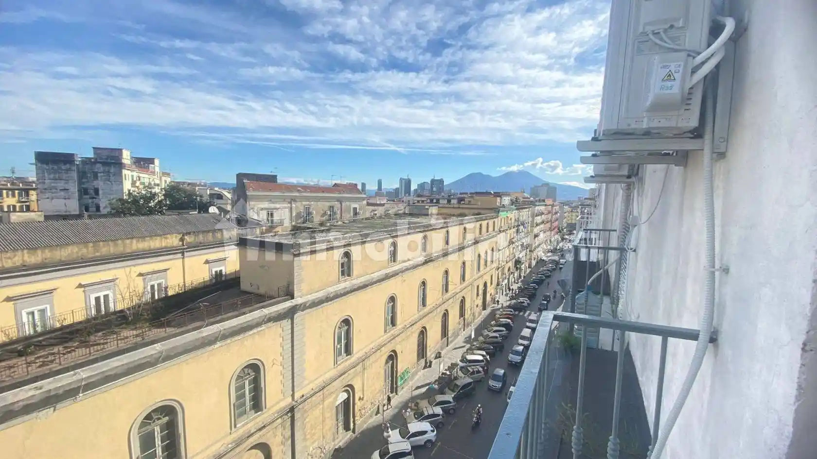 Appartamento in vendita a Napoli