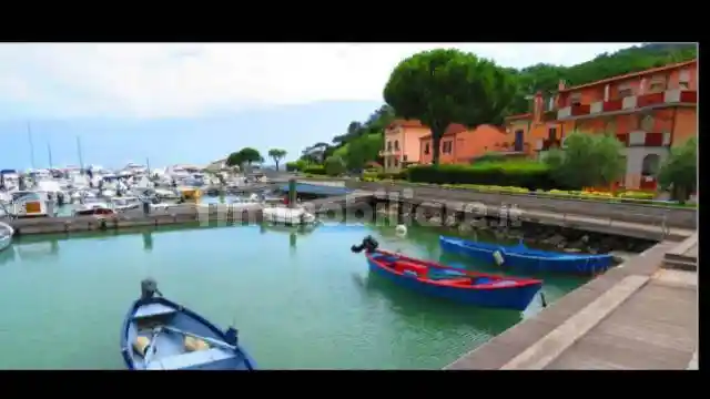 Appartamento in vendita a Ameglia