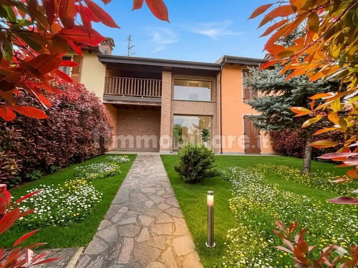 Villa in vendita a Stradella