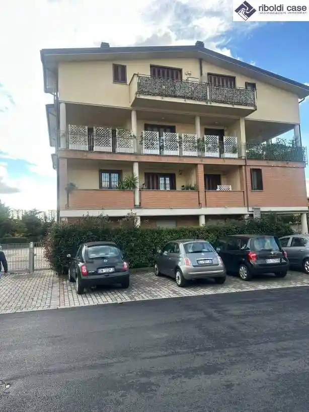 Appartamento in affitto a Meda