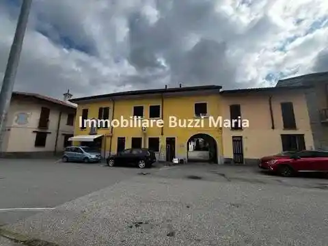 Villa in vendita a Robecchetto con Induno