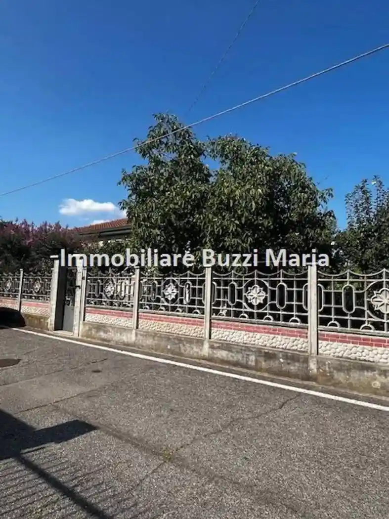 Villa in vendita a Robecchetto con Induno