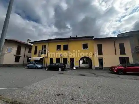 Villa in vendita a Robecchetto con Induno