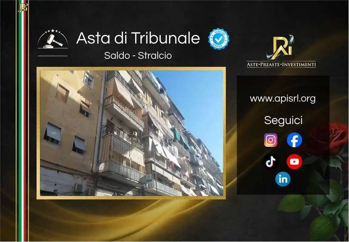 Appartamento in vendita a Napoli