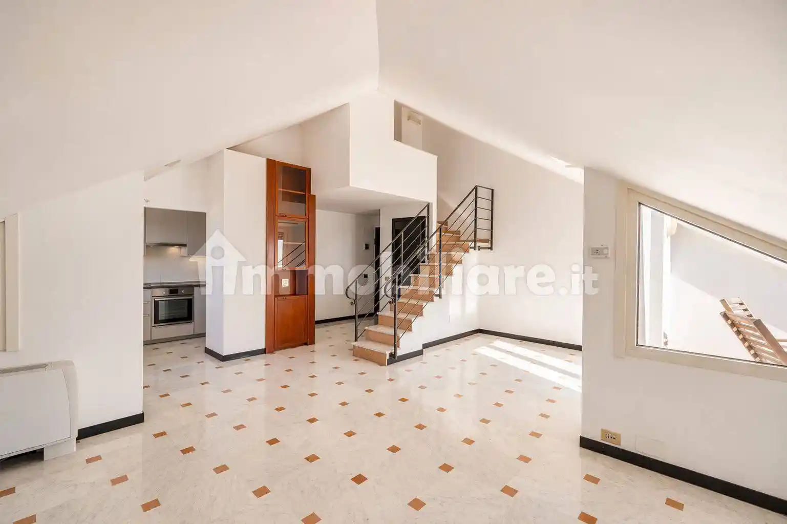 Attico - Mansarda in affitto a Genova