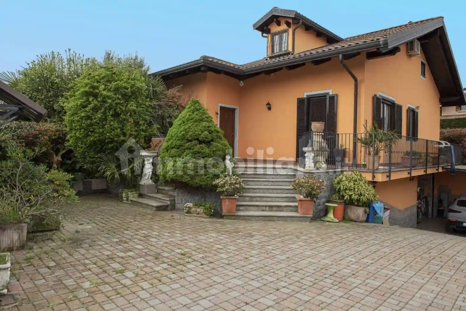 Villa - foto 2