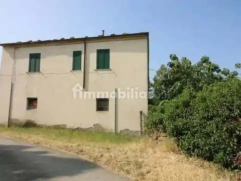 Villa in vendita a Magliano in Toscana