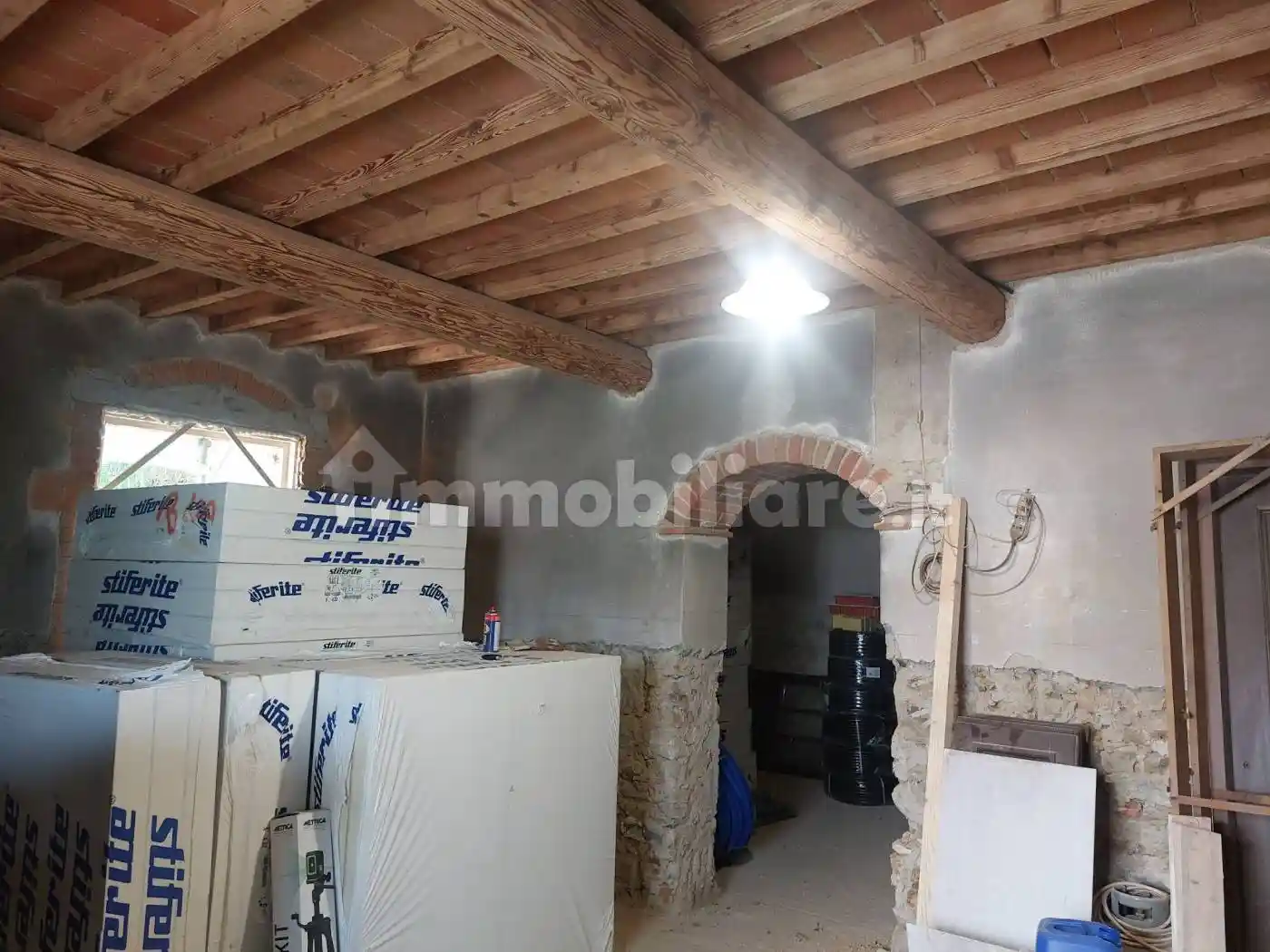 Casa indipendente in vendita a Carmignano