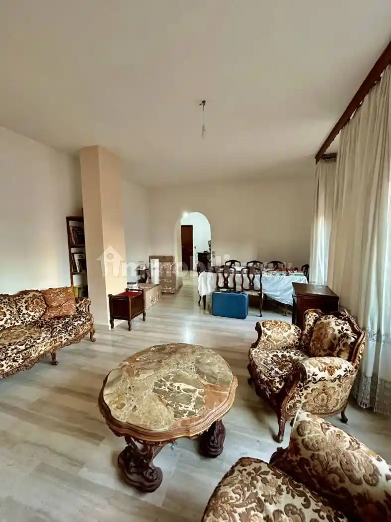 Appartamento in vendita a Piacenza