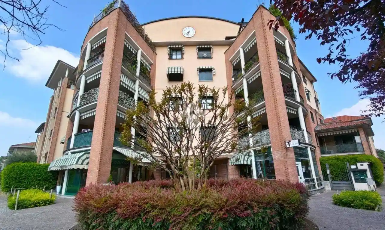 Appartamento in vendita a Senago