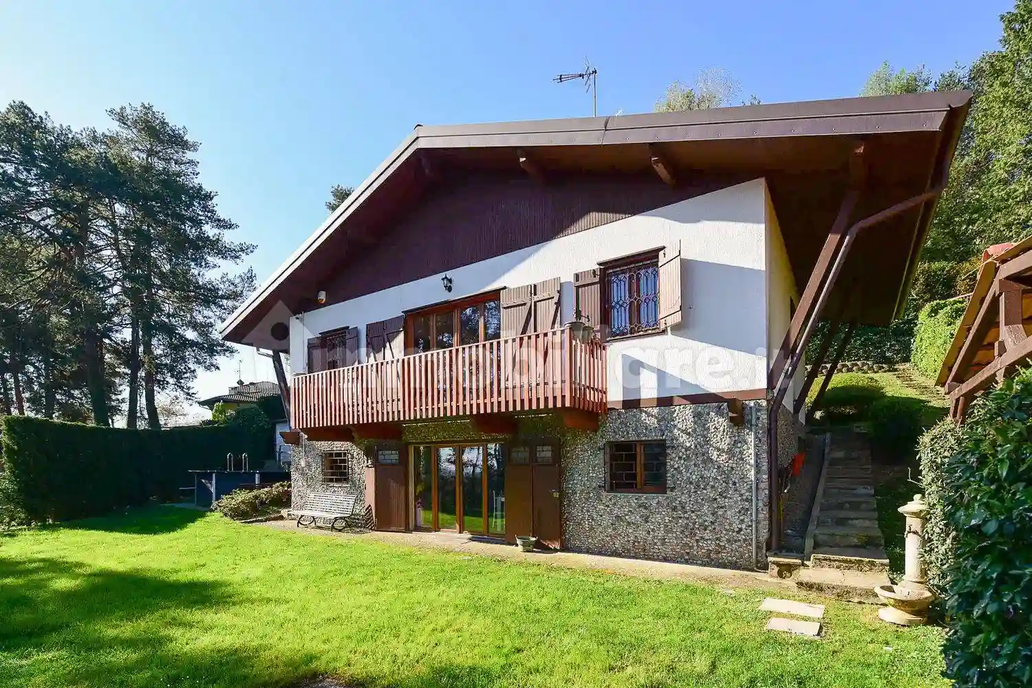Villa - foto 2