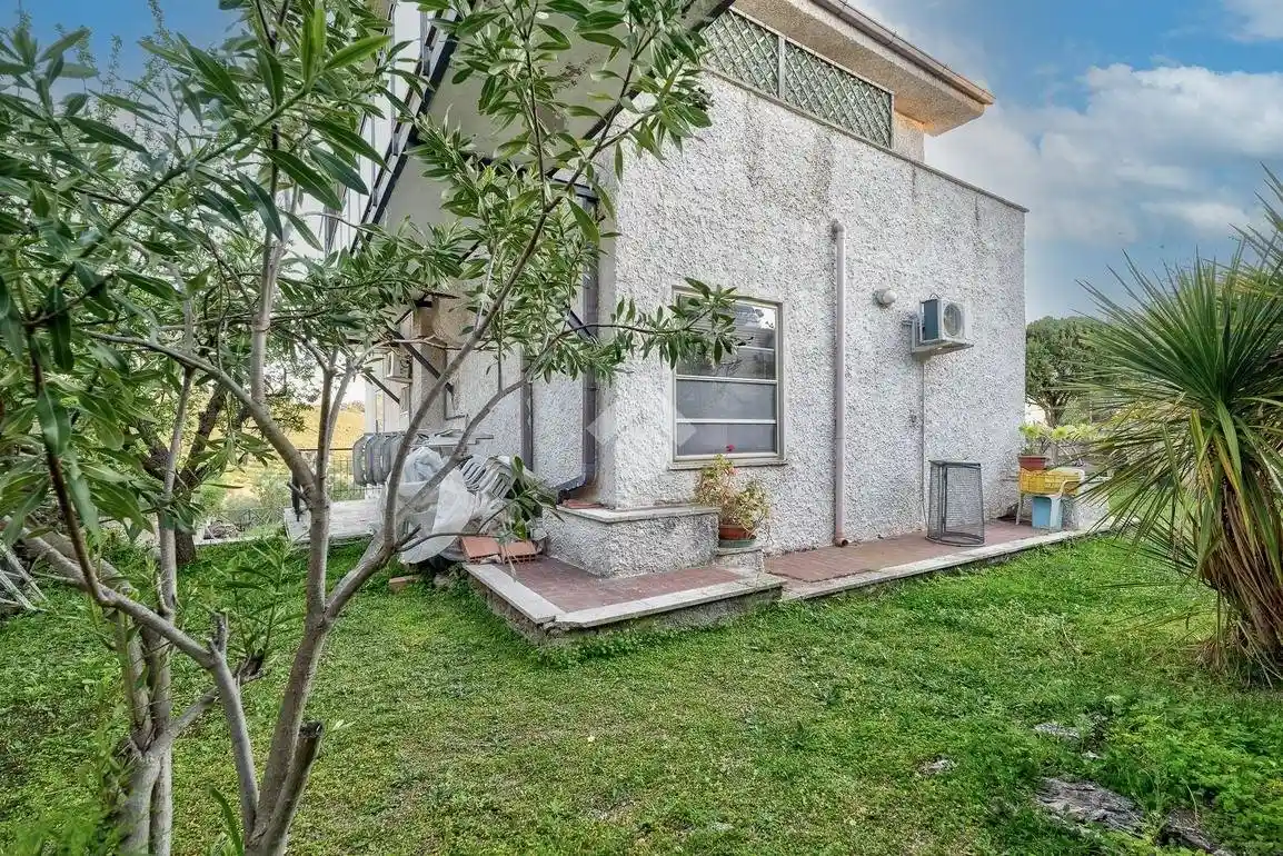Villa in vendita a Civitavecchia