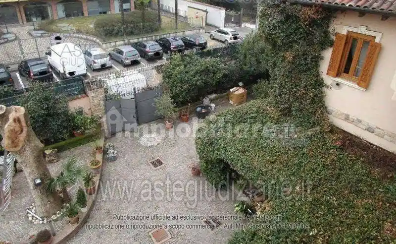Villa in vendita a Lissone
