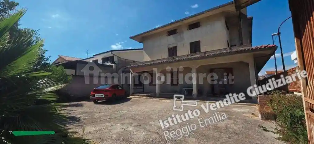 Appartamento in vendita a Casapesenna