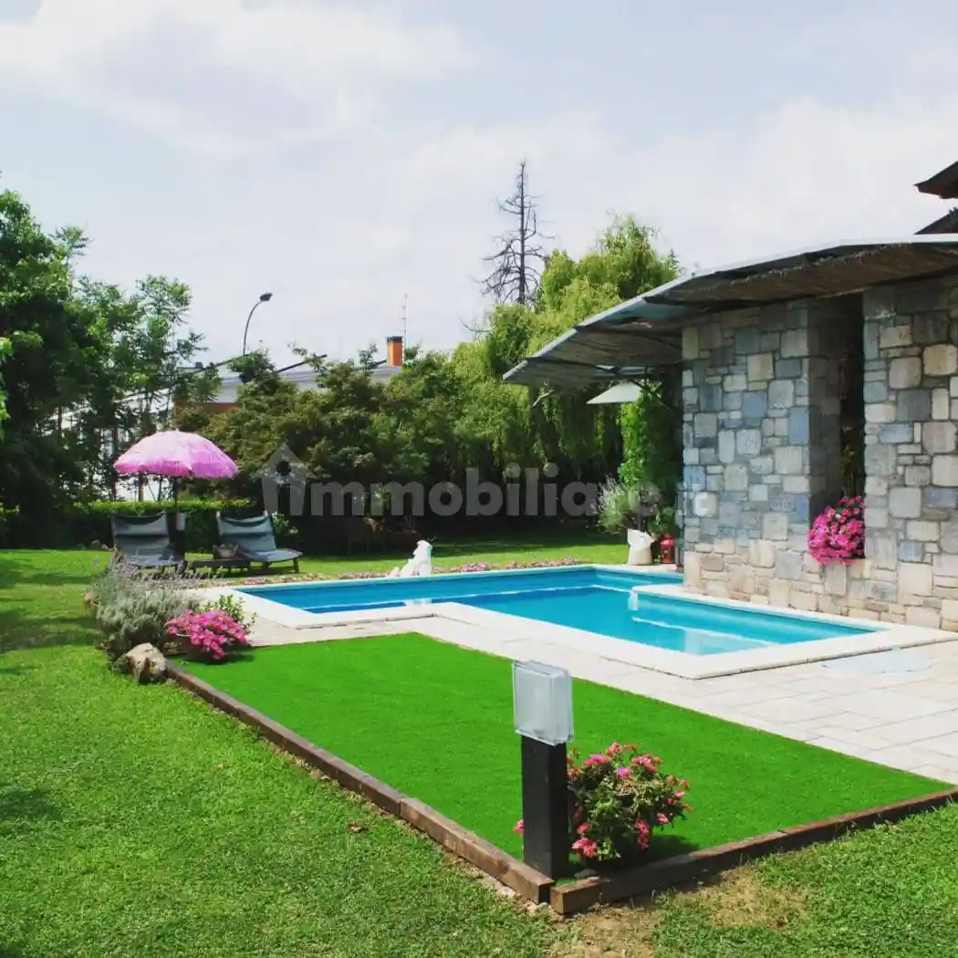 Villa in vendita a Lessona