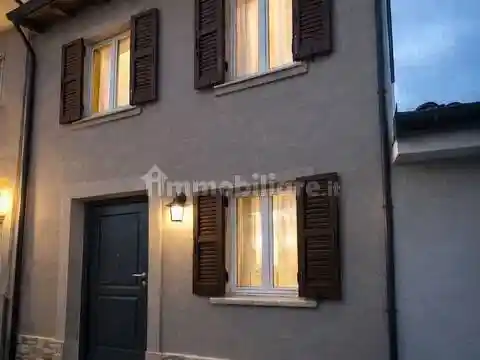 Villa in vendita a Santo Stefano Ticino