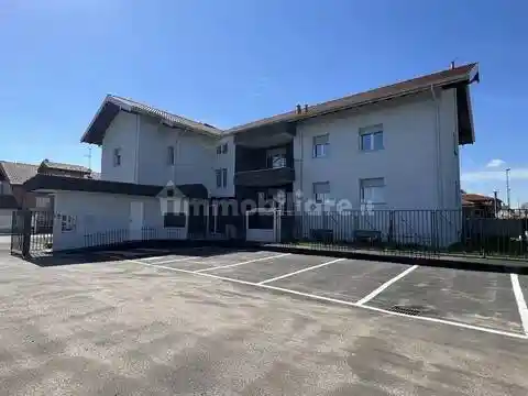 Appartamento in vendita a Ossona