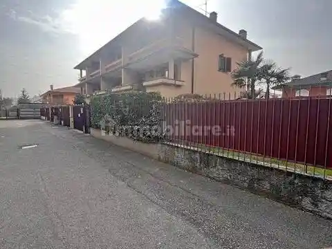 Villa in vendita a Santo Stefano Ticino