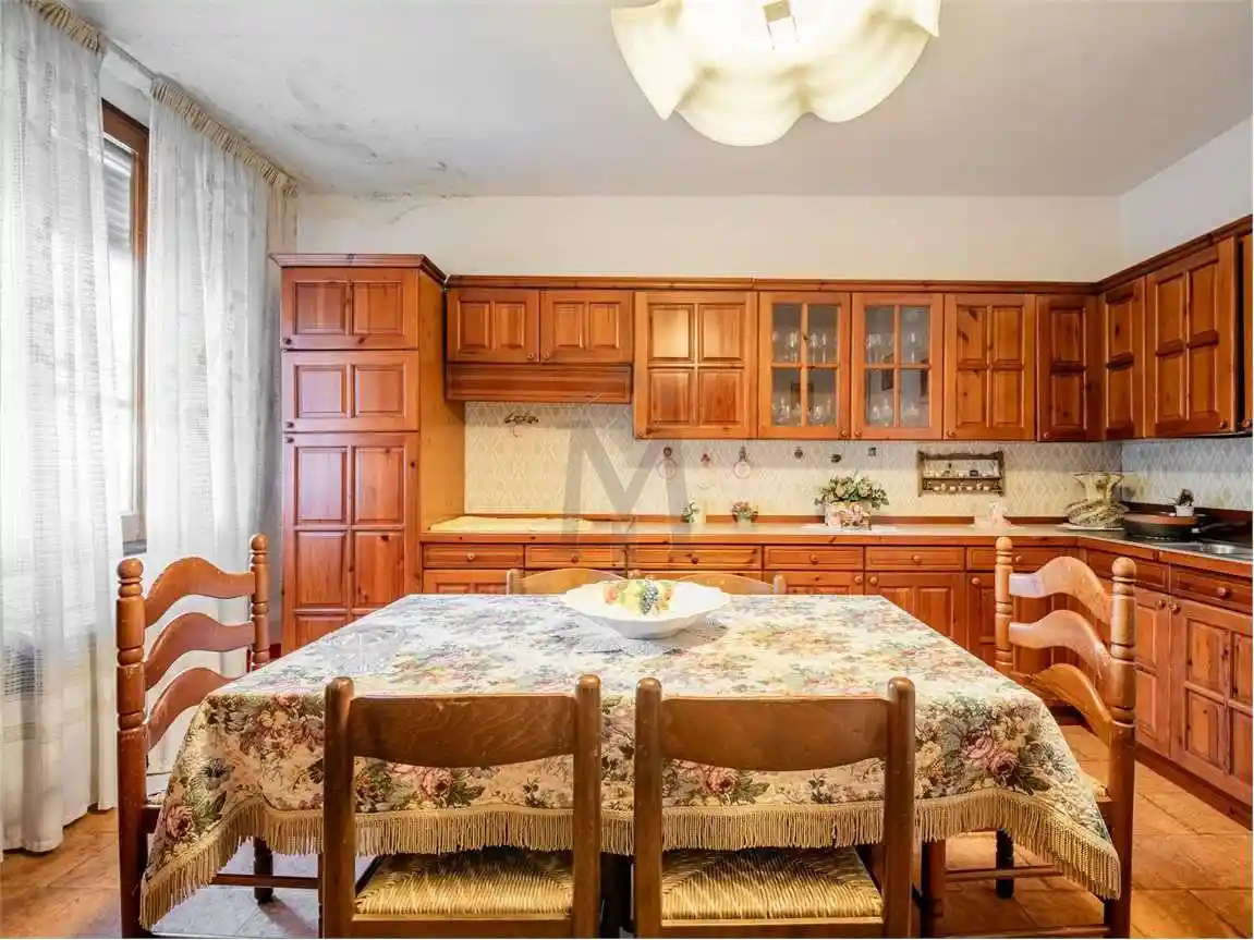 Casa indipendente in vendita a Bibbiano