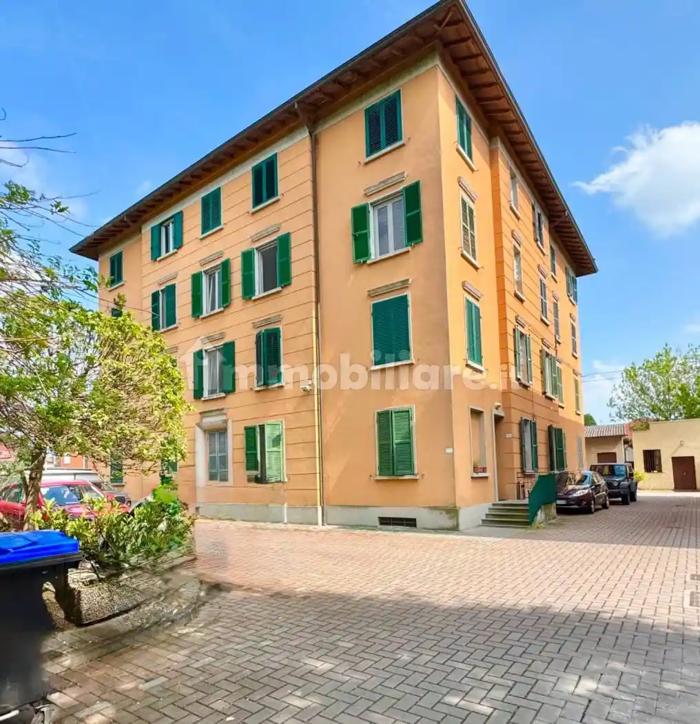 Appartamento in vendita a Montechiarugolo