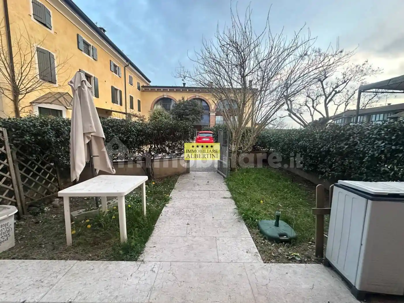 Appartamento in affitto a Villafranca di Verona