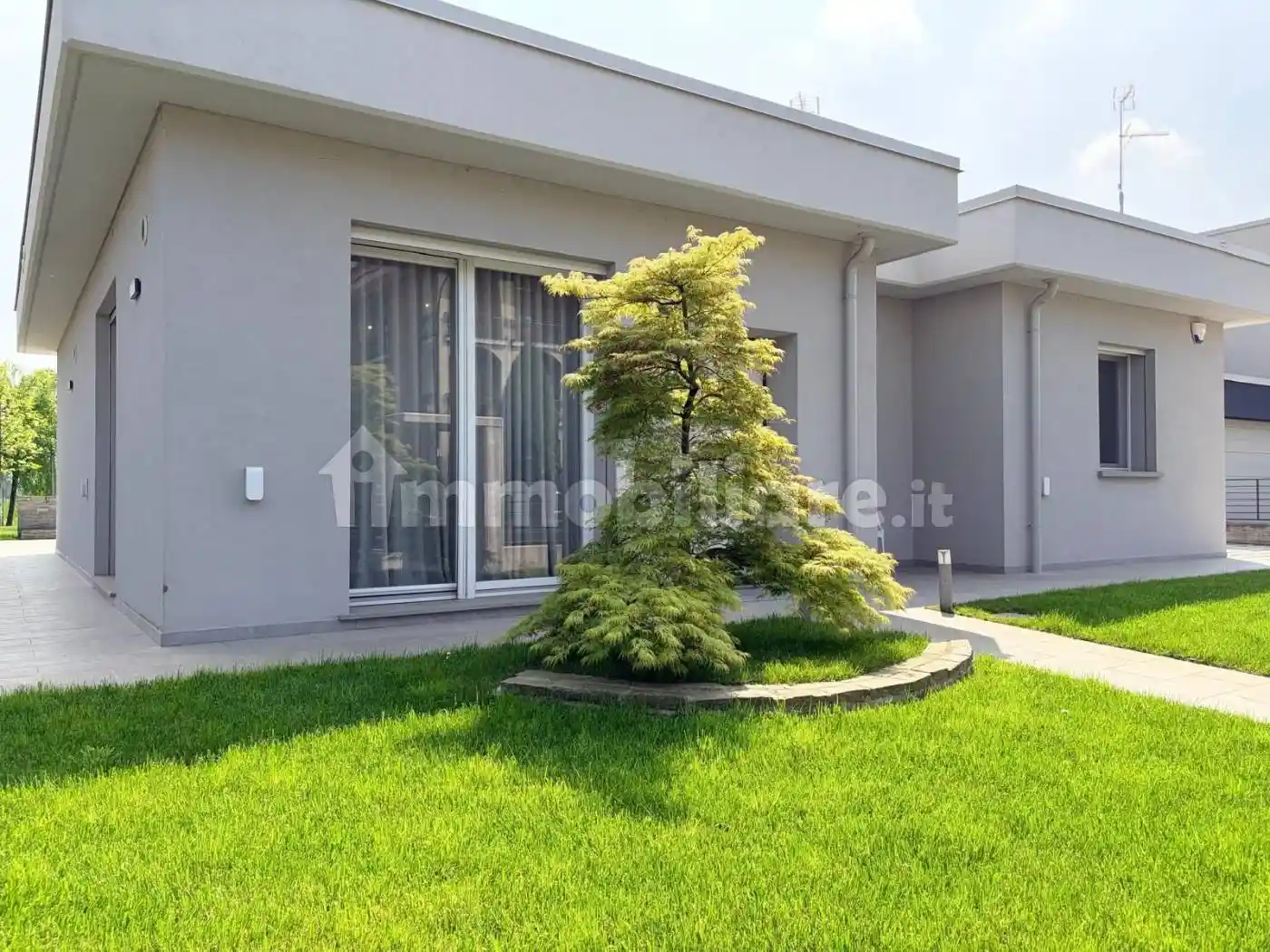 Villa in vendita a Cremona