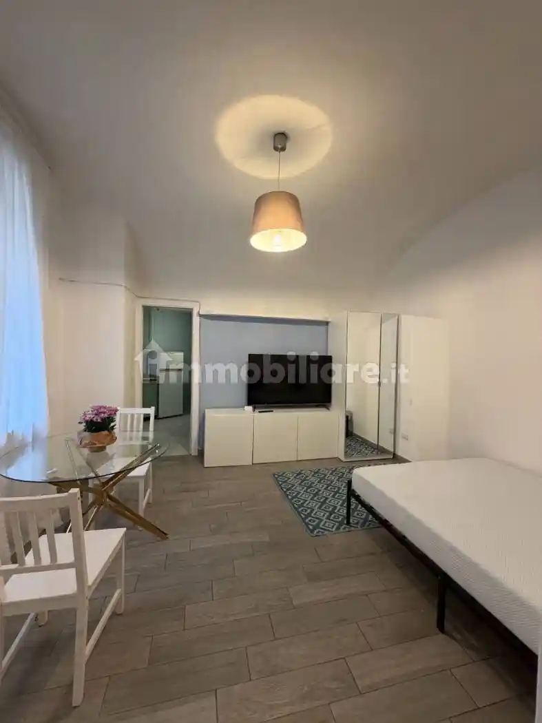 Appartamento in affitto a Napoli