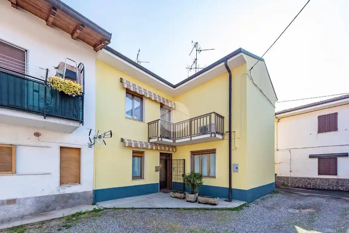 Casa indipendente in vendita a Uboldo
