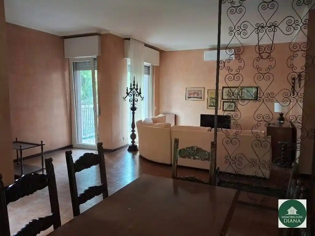 Appartamento in affitto a Rho