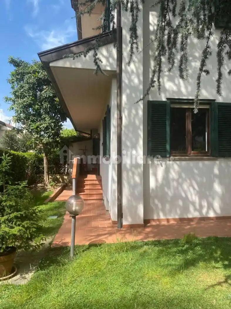 Villa in vendita a Prato