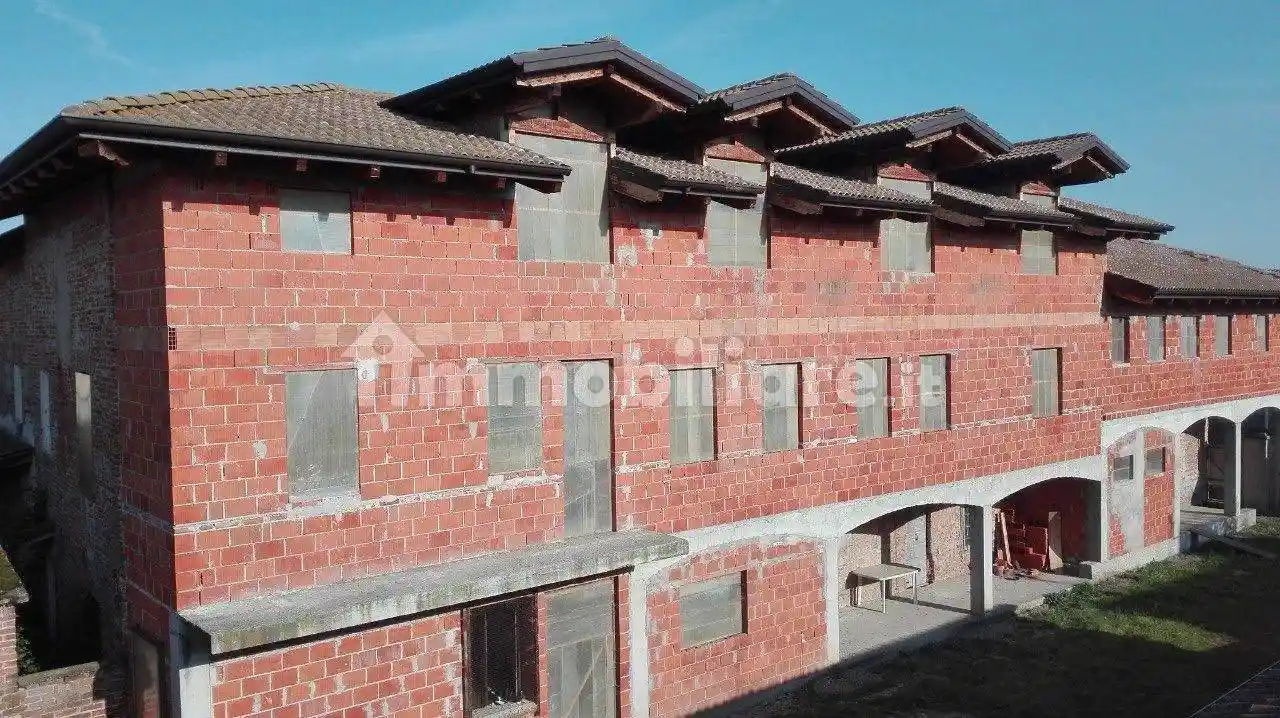 Villa in vendita a Casanova Elvo