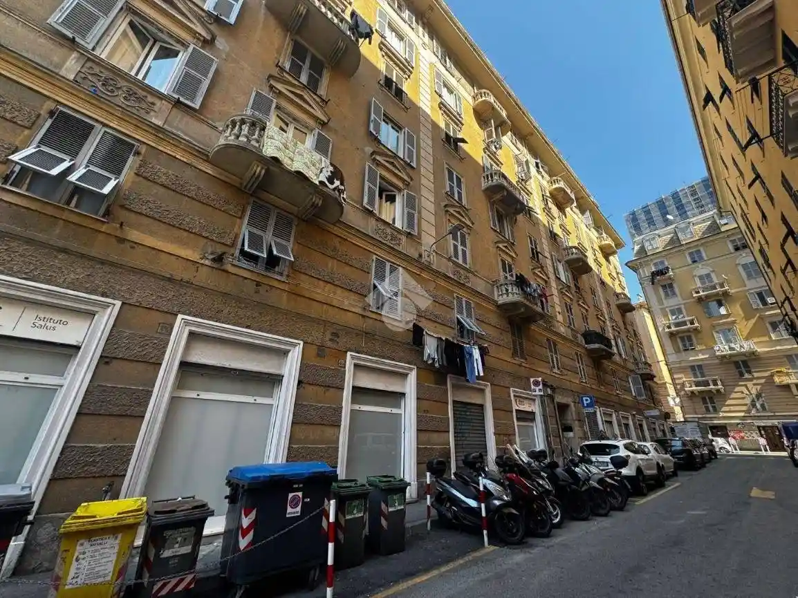 Appartamento in vendita a Genova