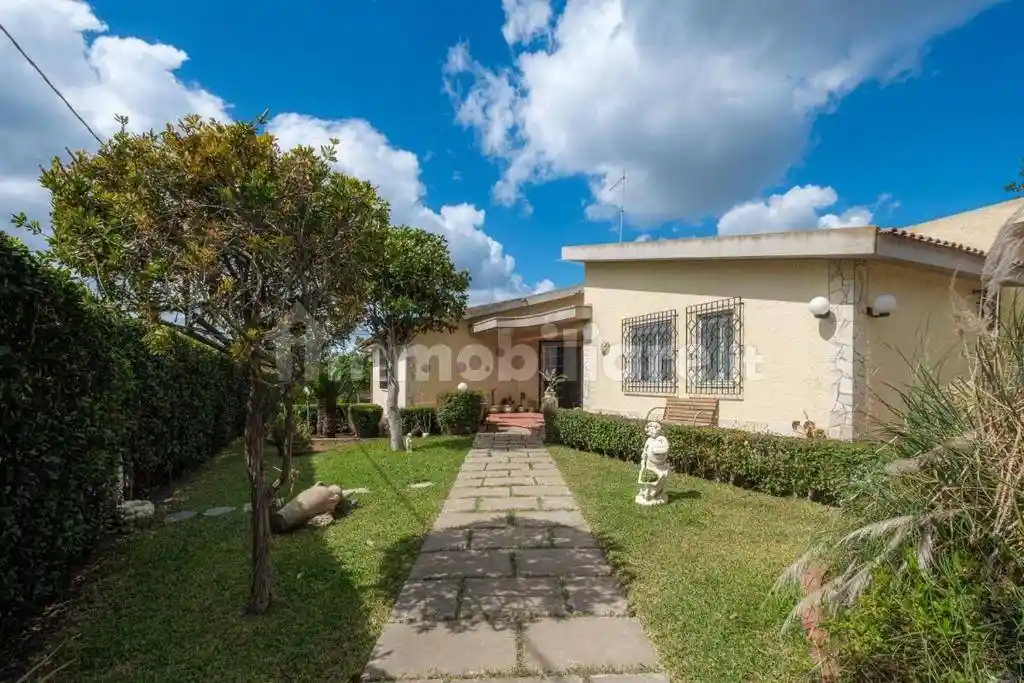 Villa in vendita a Siracusa