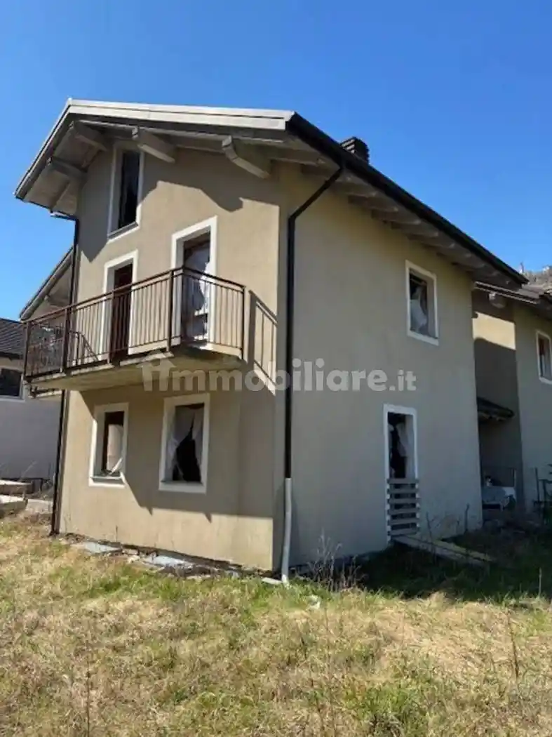 Villa in vendita a Teglio