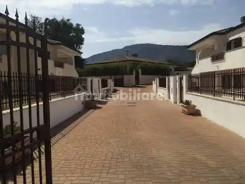 Appartamento in vendita a Fondi