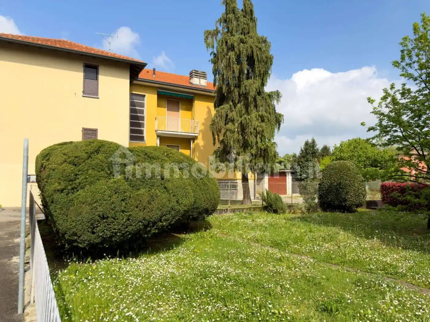 Appartamento in vendita a Ronco Briantino