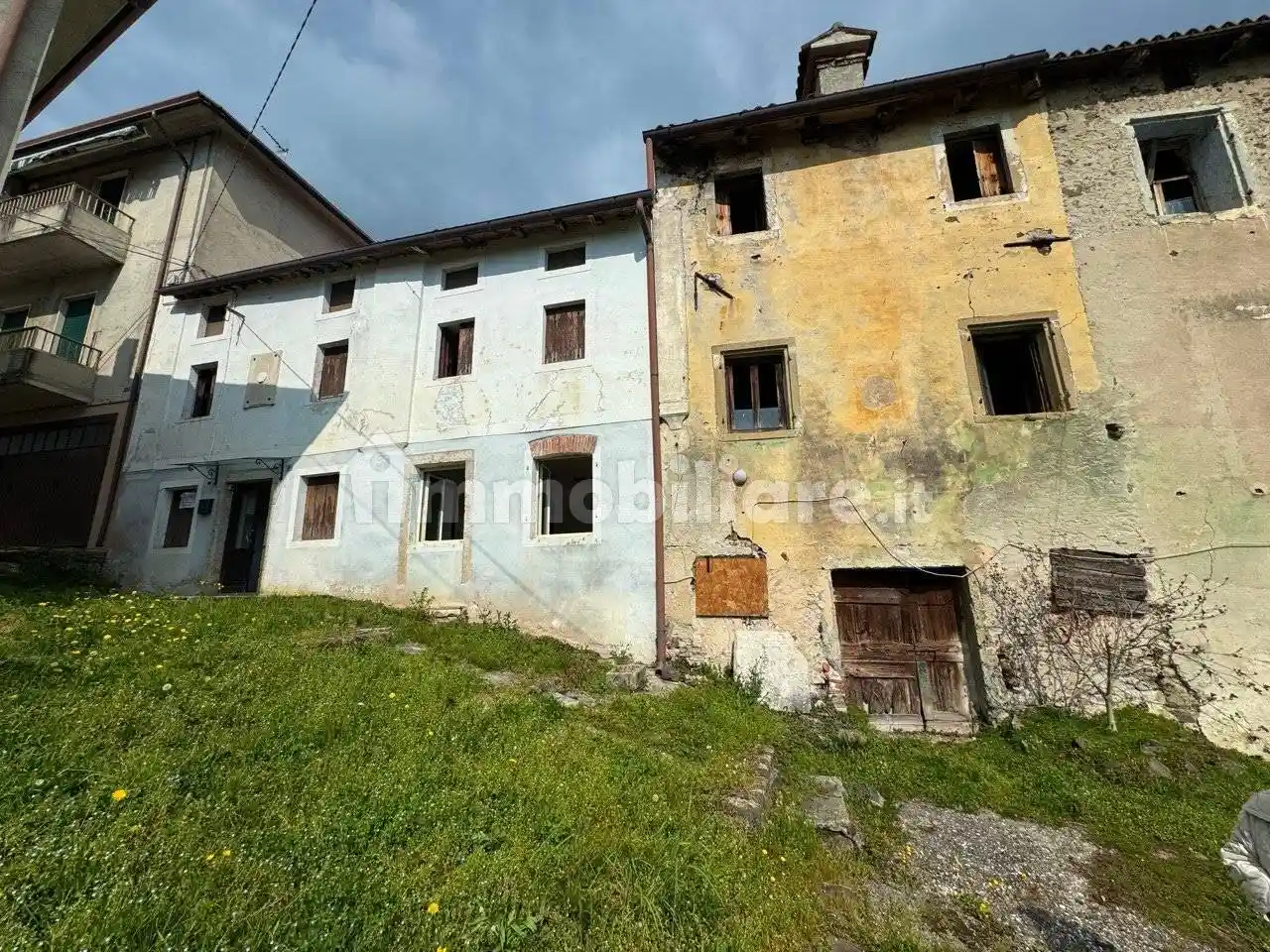 Casa indipendente in vendita a Fara Vicentino